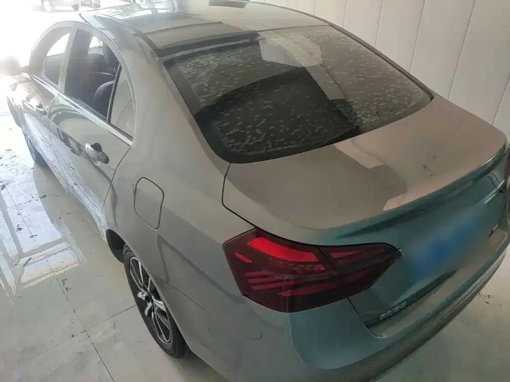 Geely Emgrand 2019 Leading Edition 1.5L Manual Upward Connected Model (China VI Emission Standard) — миниатюра 5
