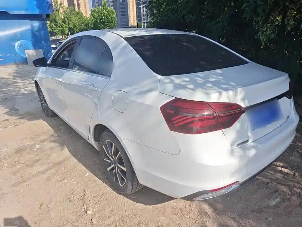 Geely Emgrand 2019 Leading Edition 1.5L Manual Upward Asian Games Edition (National VI Emission Standard) — миниатюра 5