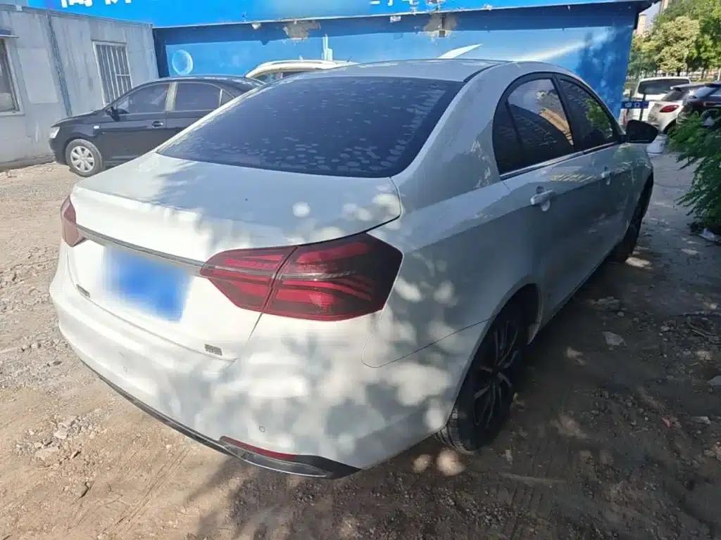 Geely Emgrand 2019 Leading Edition 1.5L Manual Upward Asian Games Edition (National VI Emission Standard) — миниатюра 7