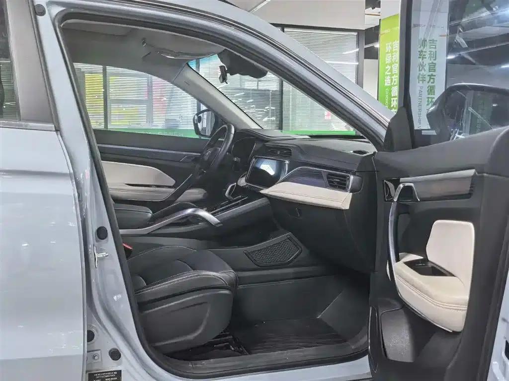 Geely Boyue 2022 Model Boyue X 1.8TD DCT Smart Supreme Edition — миниатюра 11