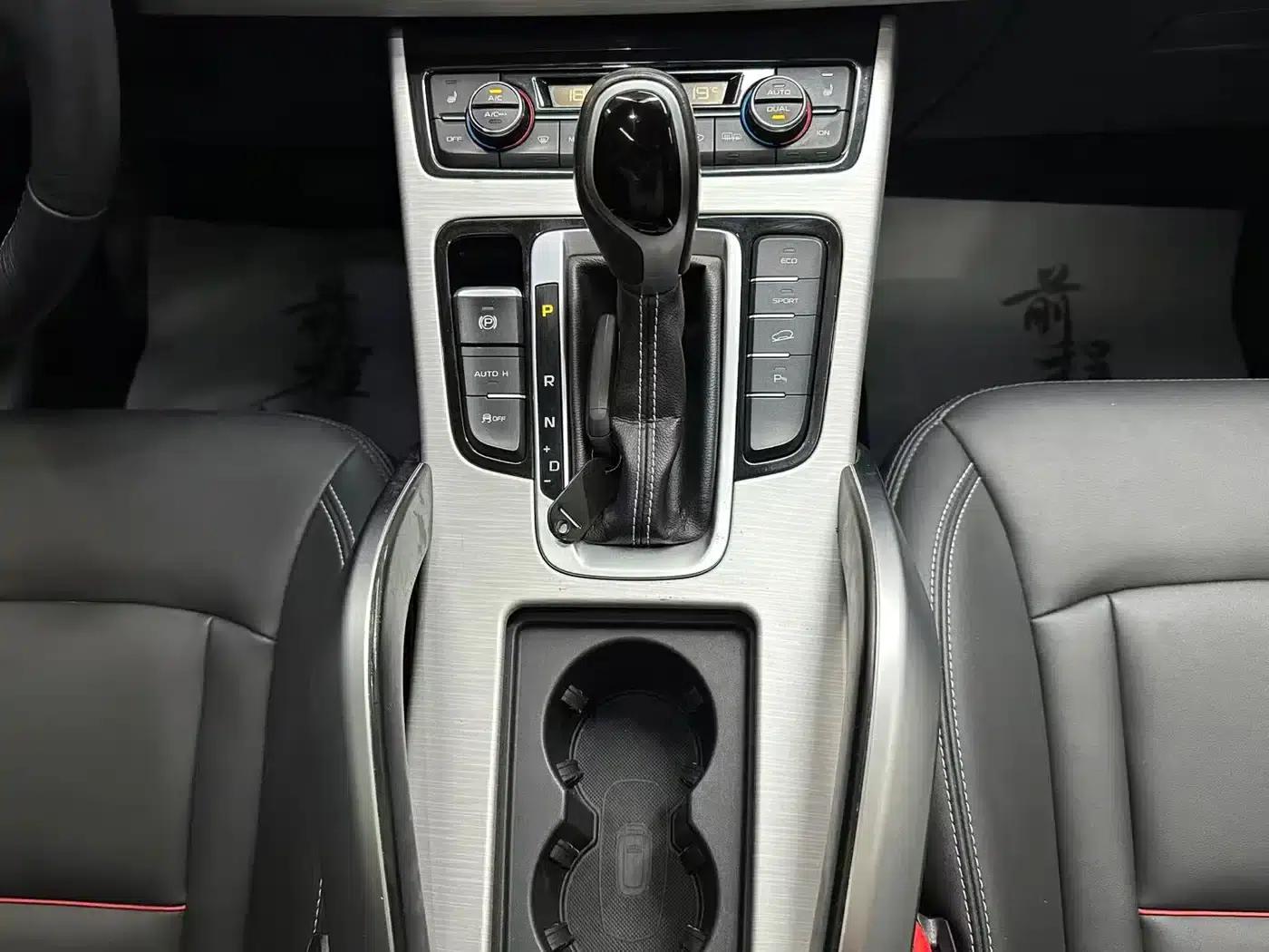 Geely Boyue 2018 1.8TD Automatic 2WD Intelligent Connected 4G Edition — миниатюра 12