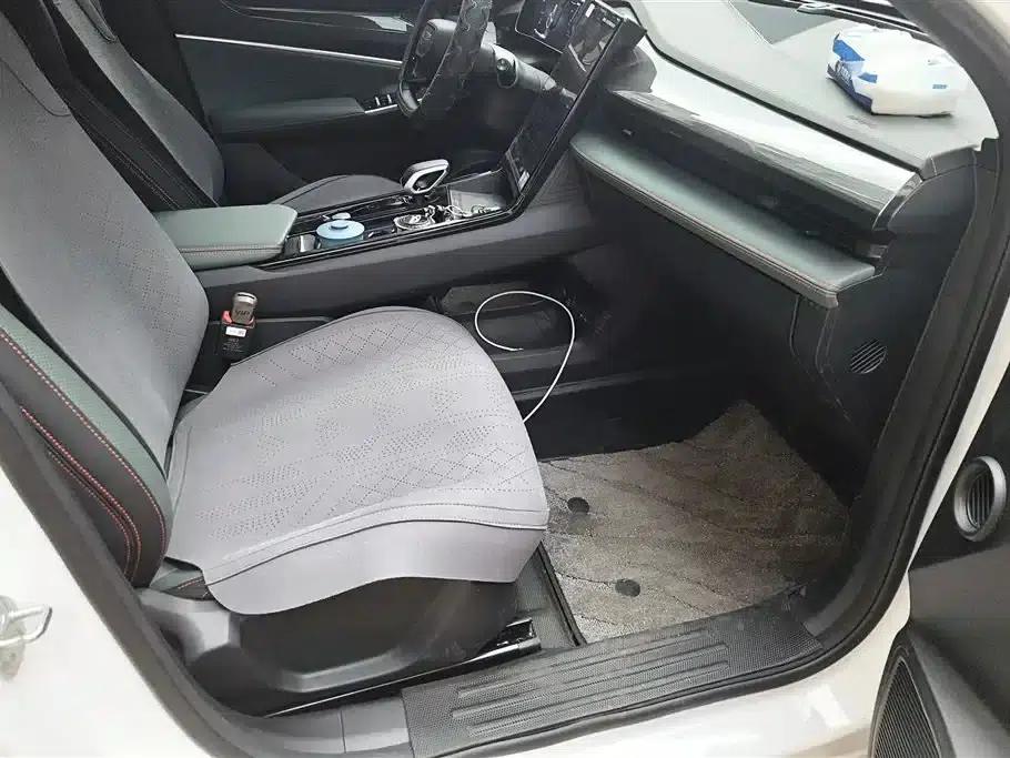 Geely Boyue 2024 1.5TD Dragon Edition — миниатюра 8