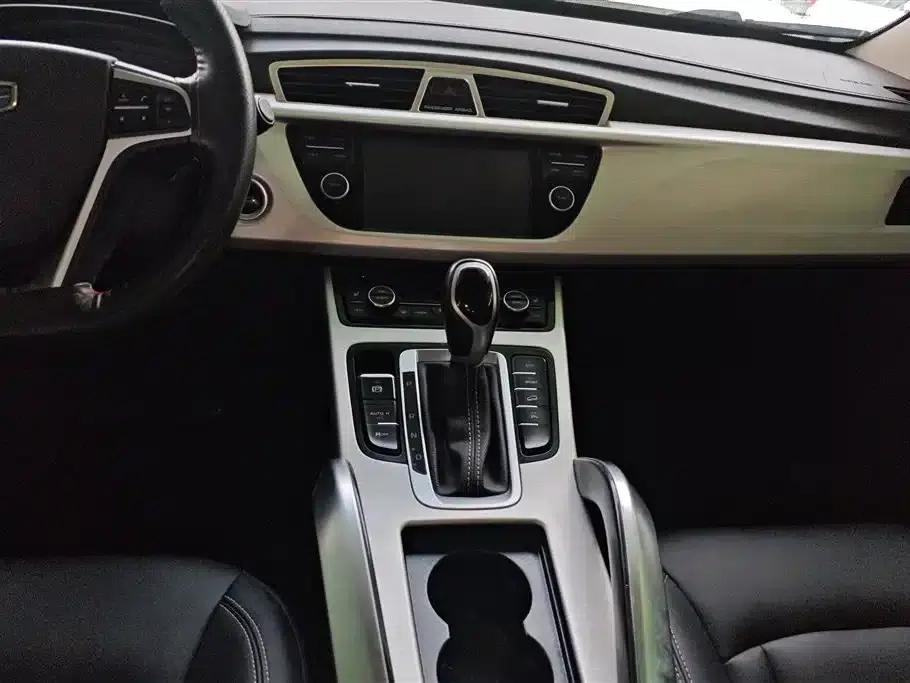 Geely Boyue 2016 1.8TD Automatic Intelligent Connectivity Model — миниатюра 16