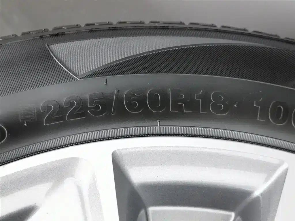 Geely Boyue 2018 1.8TD Automatic 2WD Intelligent Connected 4G Edition — миниатюра 24
