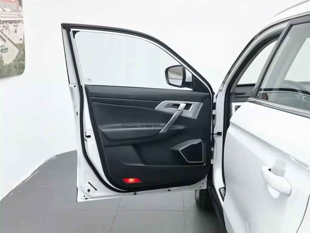 Geely Boyue 2018 1.8TD Automatic 2WD Intelligent Connected 4G Edition — миниатюра 8