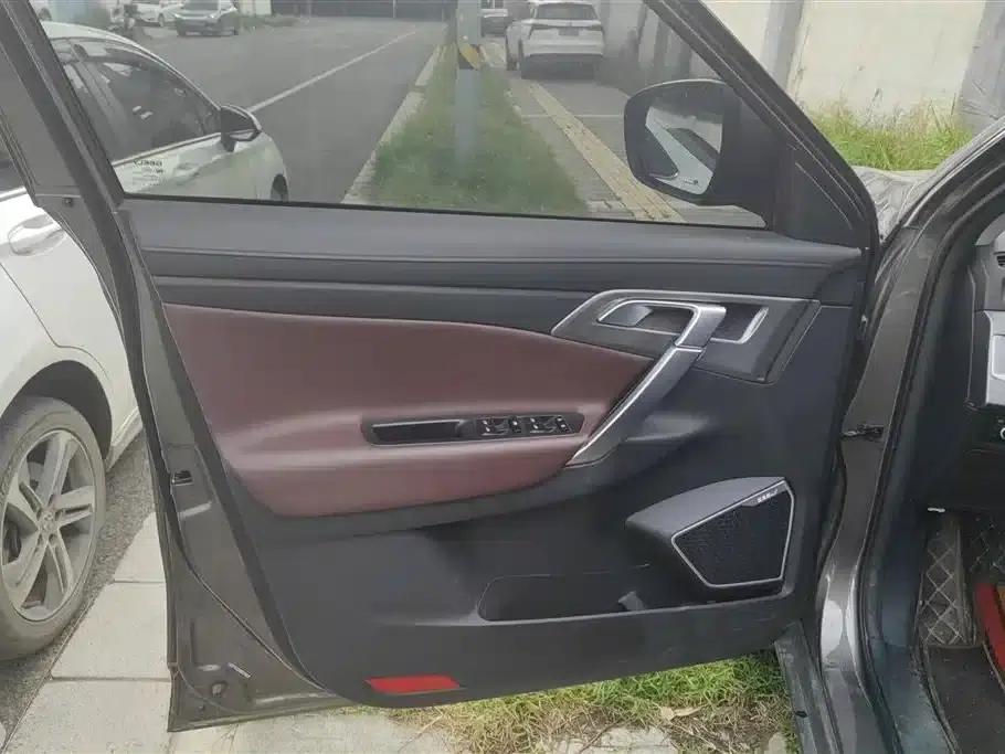 Geely Boyue 2022 1.8TD DCT Smart Edition — миниатюра 7
