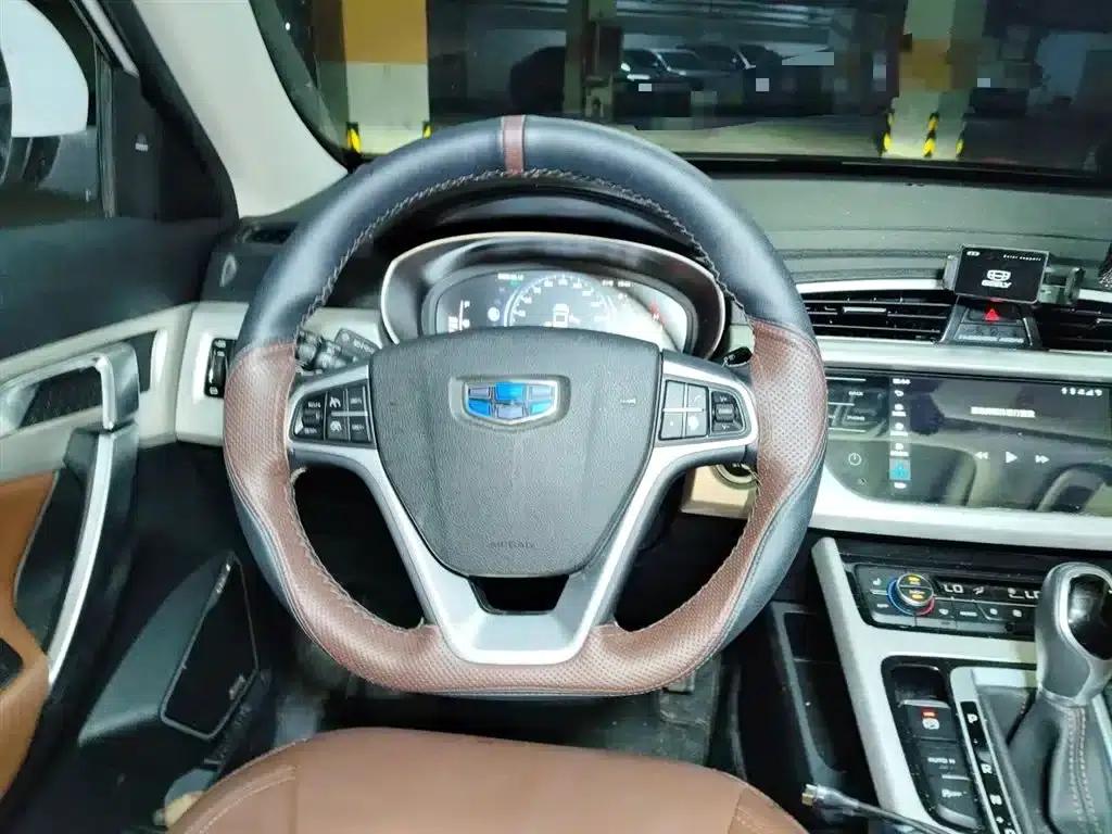 Geely Boyue 2018 1.8TD Automatic AWD Smart Supreme 4G Connected Edition — миниатюра 6