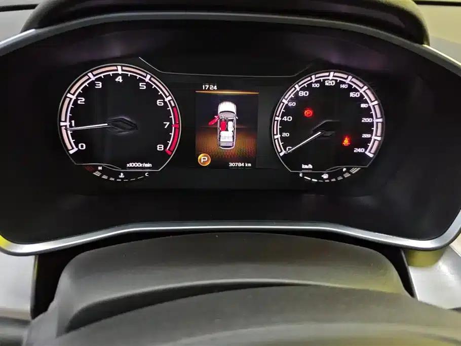 Geely Binyue 2020 Facelift 240T DCT Hunter — миниатюра 14