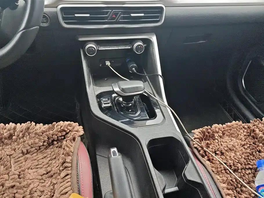 Geely Binyue 2021 1.4T DCT Platinum Edition — миниатюра 16