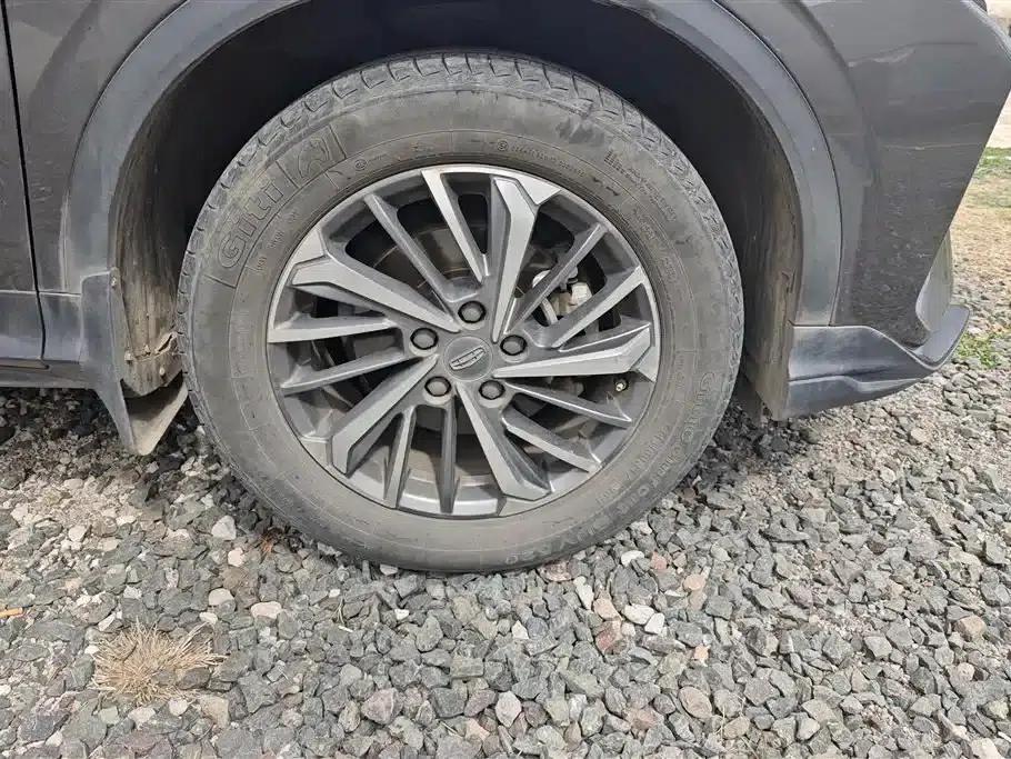 Geely Binyue 2021 1.4T DCT Platinum Edition — миниатюра 6
