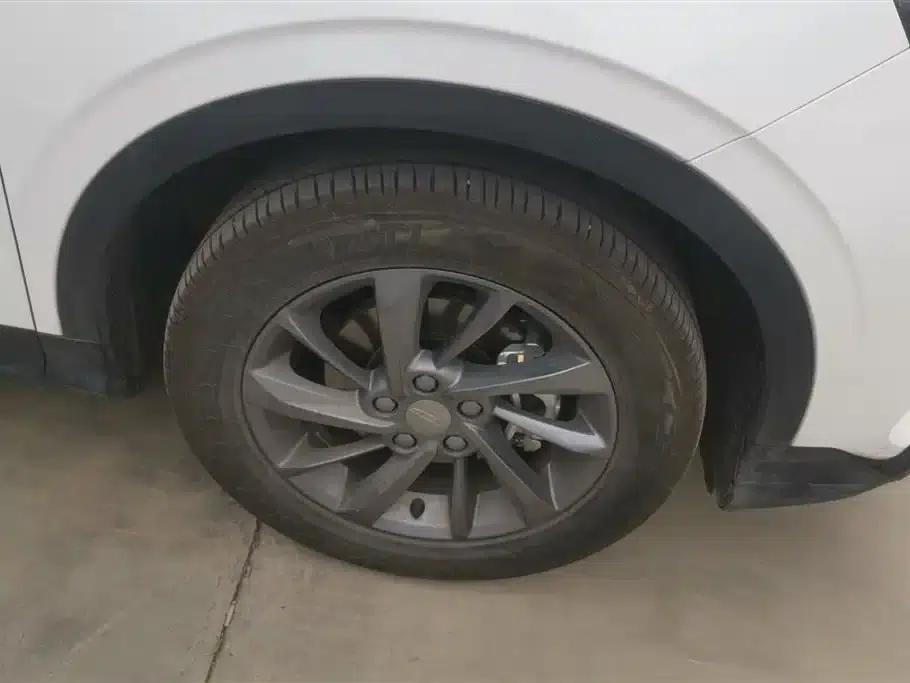 Geely Binyue 2025 1.5L CVT Super Power — миниатюра 6