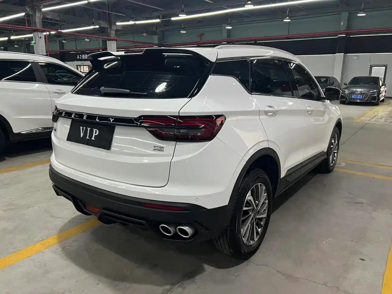 Geely Binyue 2021 1.4T Manual Gold Edition — миниатюра 4