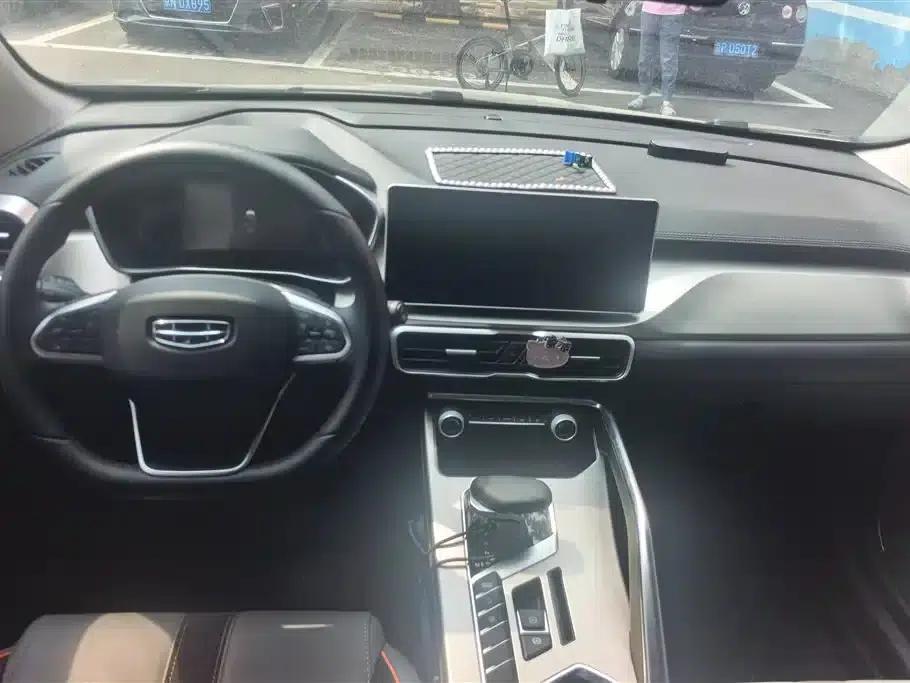 Geely Binyue 2023 1.5T DCT Diamond Edition — миниатюра 12