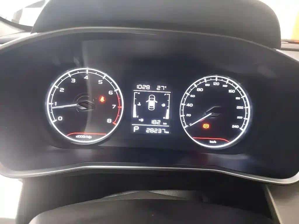 Geely Binyue 2025 1.5L CVT Super Power — миниатюра 12