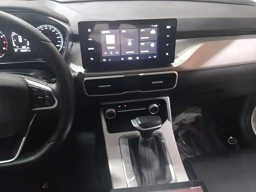 Geely Binyue 2025 1.5L CVT Super Power — миниатюра 13
