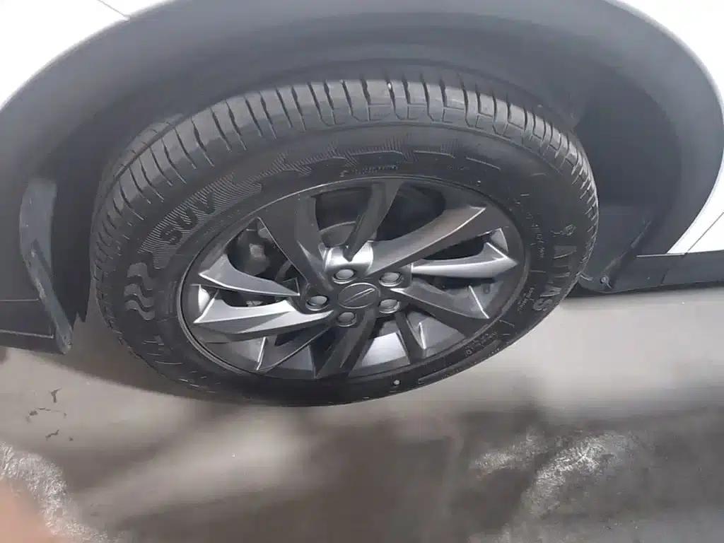 Geely Binyue 2025 1.5L CVT Super Power — миниатюра 23