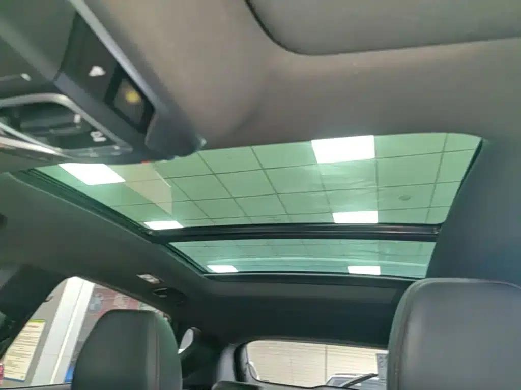 Geely Binyue 2019 Sport 260T DCT Battle (National V Emission Standard) — миниатюра 18