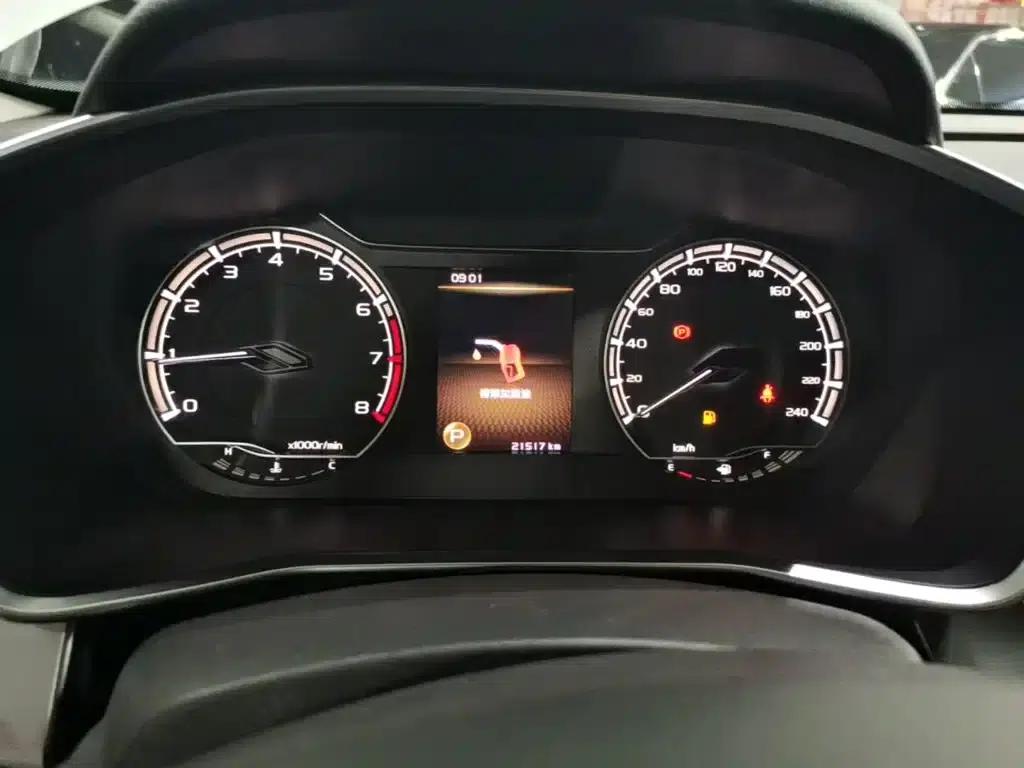 Geely Binyue 2020 PRO 240T DCT Hunter — миниатюра 12