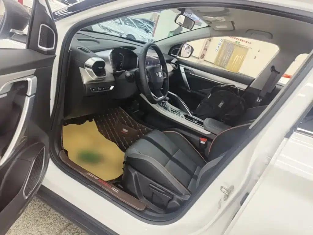 Geely Binyue 2023 1.5T DCT Diamond Edition — миниатюра 15