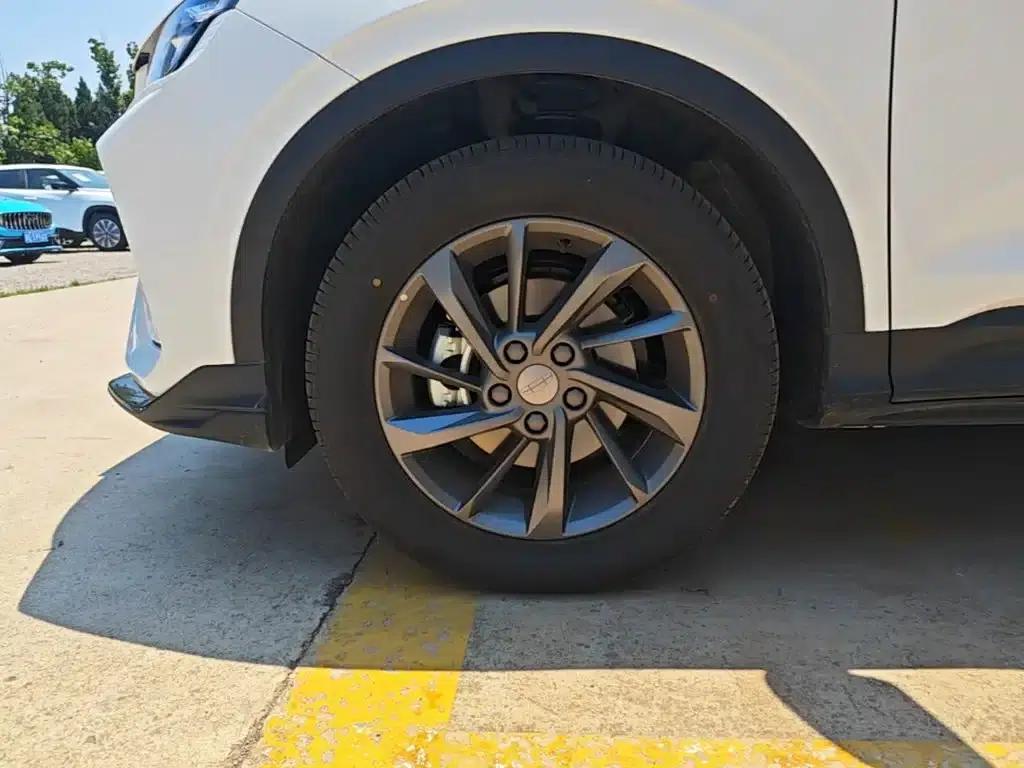 Geely Binyue 2025 1.5L CVT Super MAX — миниатюра 23