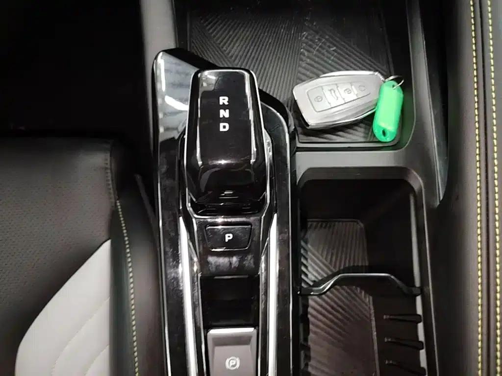Geely Binyue 2023 Model: Binyue COOL 1.5TD DCT Champion Edition — миниатюра 14