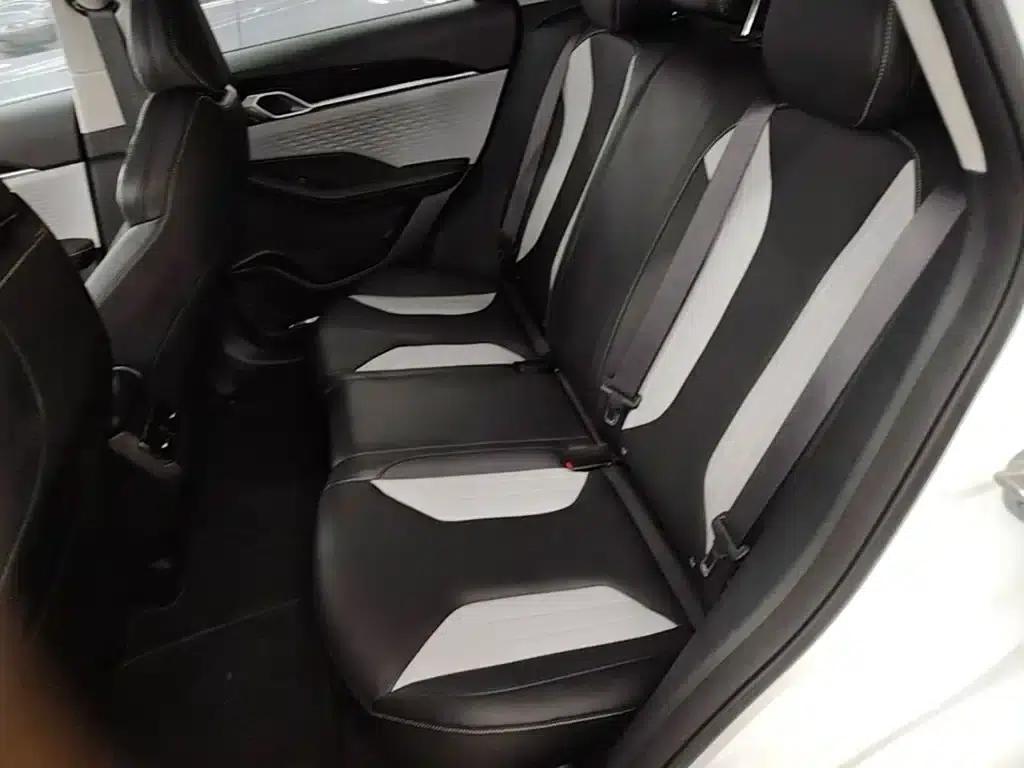 Geely Binyue 2023 Model: Binyue COOL 1.5TD DCT Champion Edition — миниатюра 17