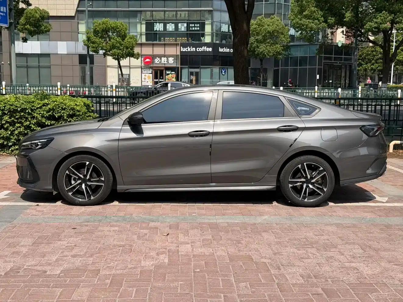 Binrui 2024 Model Binrui COOL 1.5T DCT Champion Edition — миниатюра 4