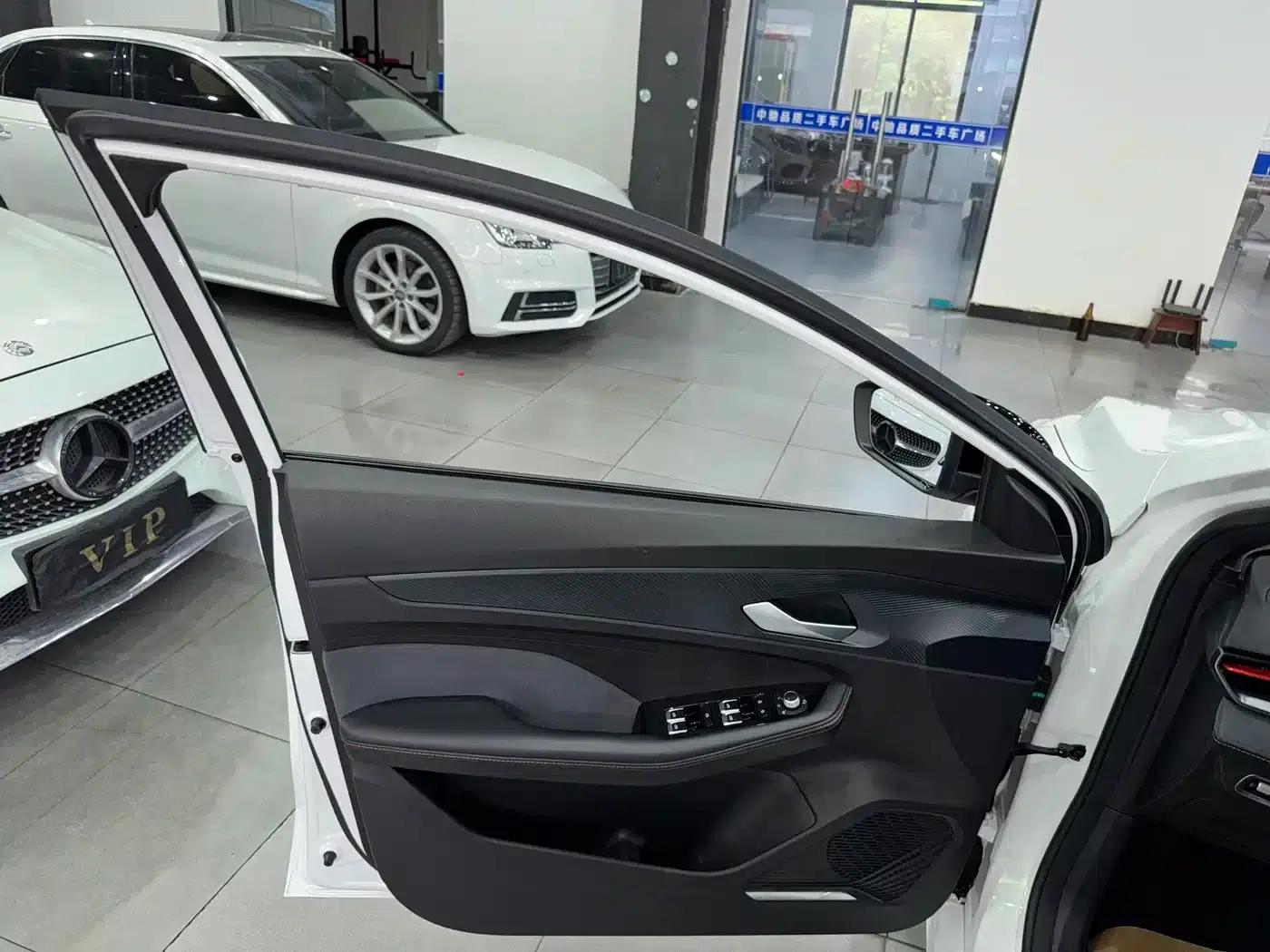 Binrui 2022 Model Binrui COOL 1.5T DCT Electric Edition — миниатюра 19