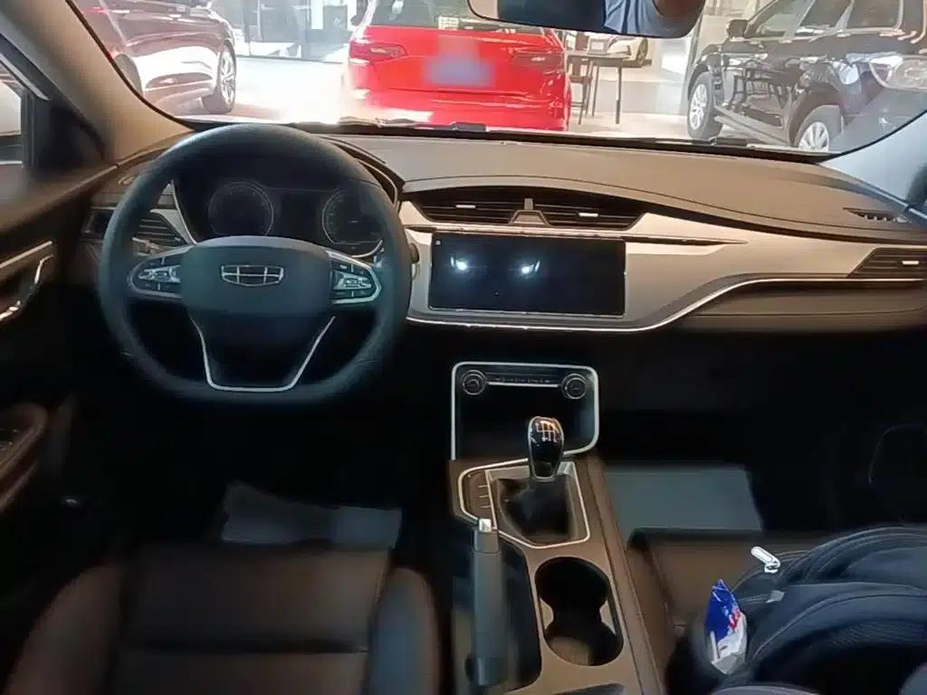 Geely Binrui 2020 200T Manual Comfort Model — миниатюра 10