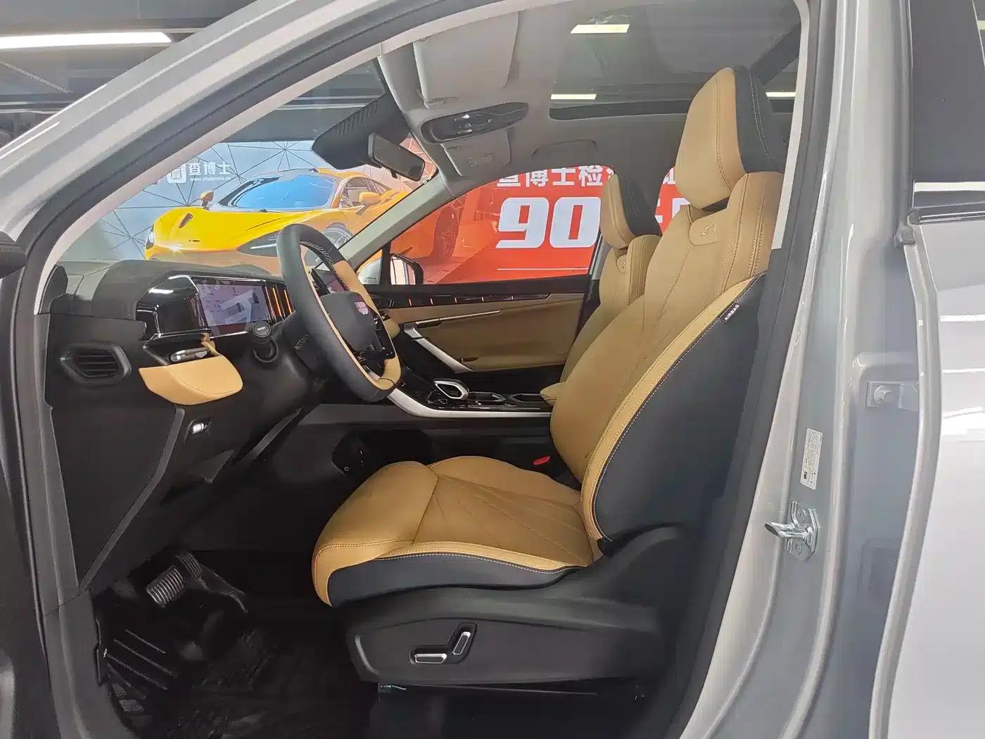 Geely Boyue L 2024 1.5TD DCT Premium Edition — миниатюра 9
