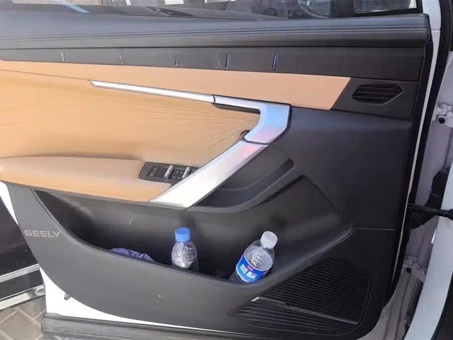 Geely Boyue L 2023 1.5TD DCT Premium Edition — миниатюра 7