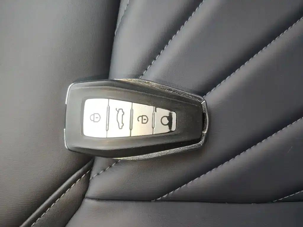 Geely Boyue L 2023 1.5TD DCT Glory Edition — миниатюра 9