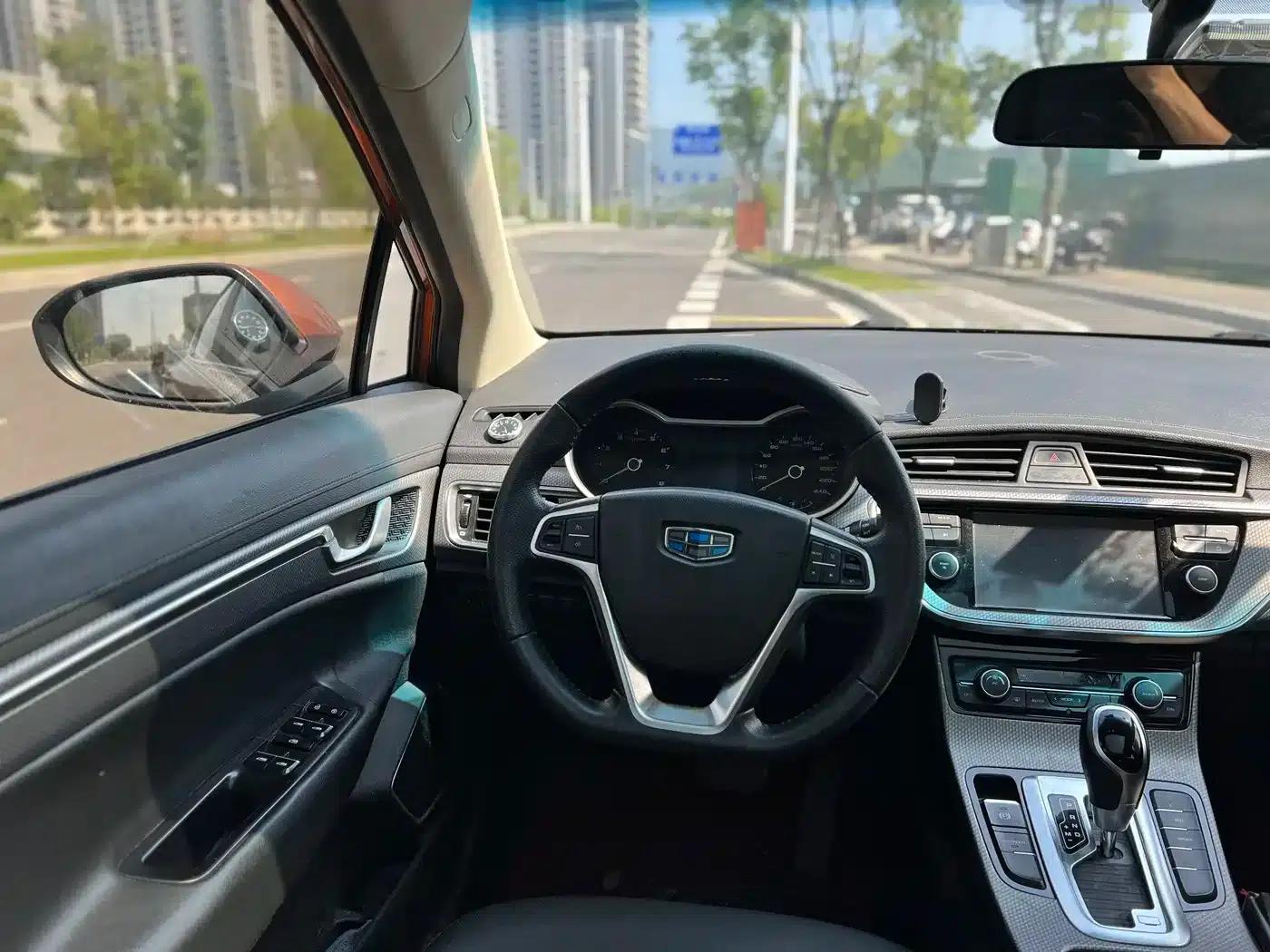Geely GS 2016 Sport Edition 1.3T Automatic Leading Model — миниатюра 8