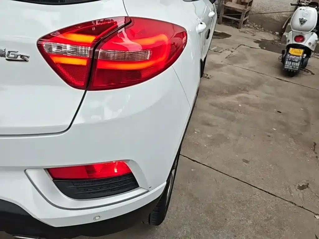 Geely GS 2016 Elegant Edition 1.8L Manual Leading Model — миниатюра 8