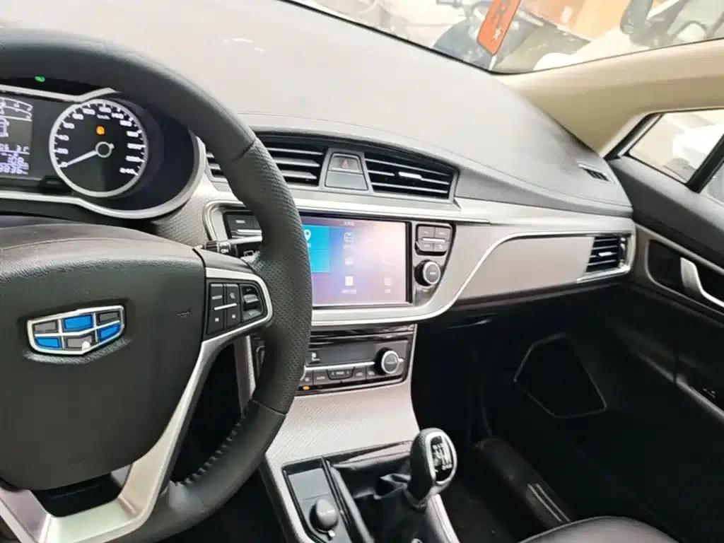 Geely GS 2016 Elegant Edition 1.8L Manual Leading Model — миниатюра 10
