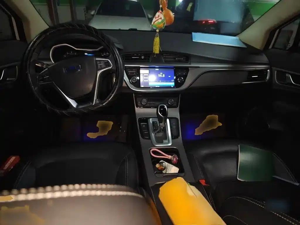 Geely GS 2016 Elegant Edition 1.8L Automatic Leading Model — миниатюра 13