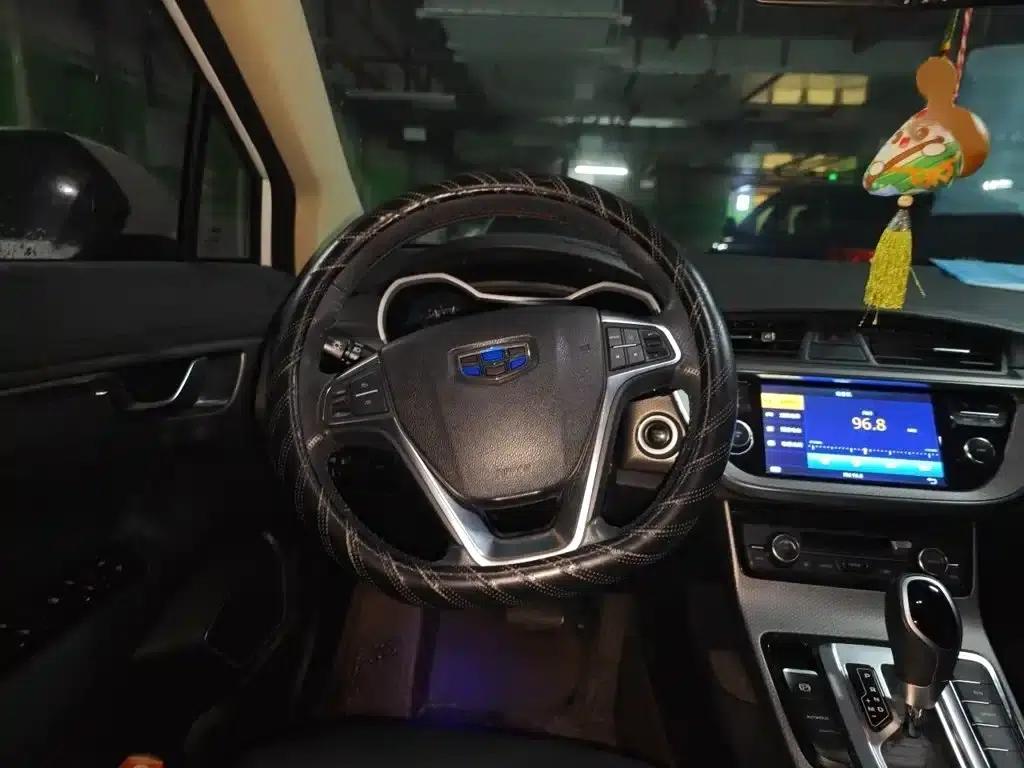 Geely GS 2016 Elegant Edition 1.8L Automatic Leading Model — миниатюра 3