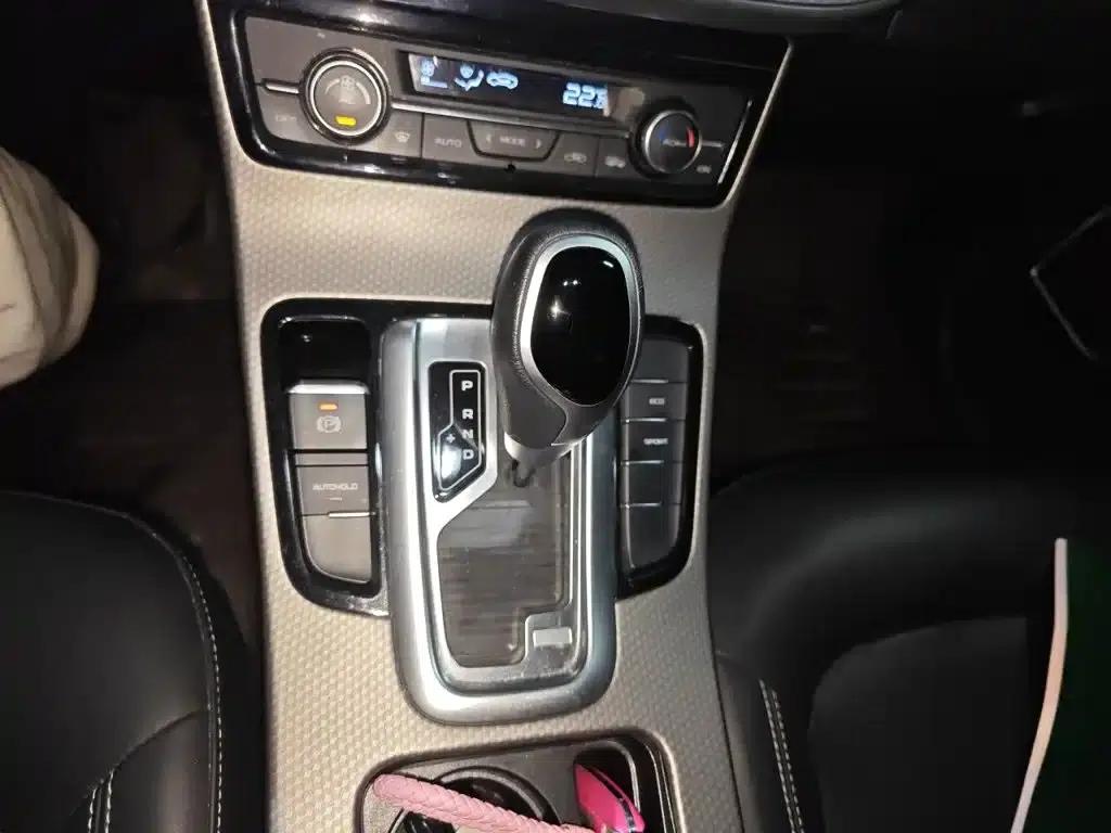 Geely GS 2016 Elegant Edition 1.8L Automatic Leading Model — миниатюра 7
