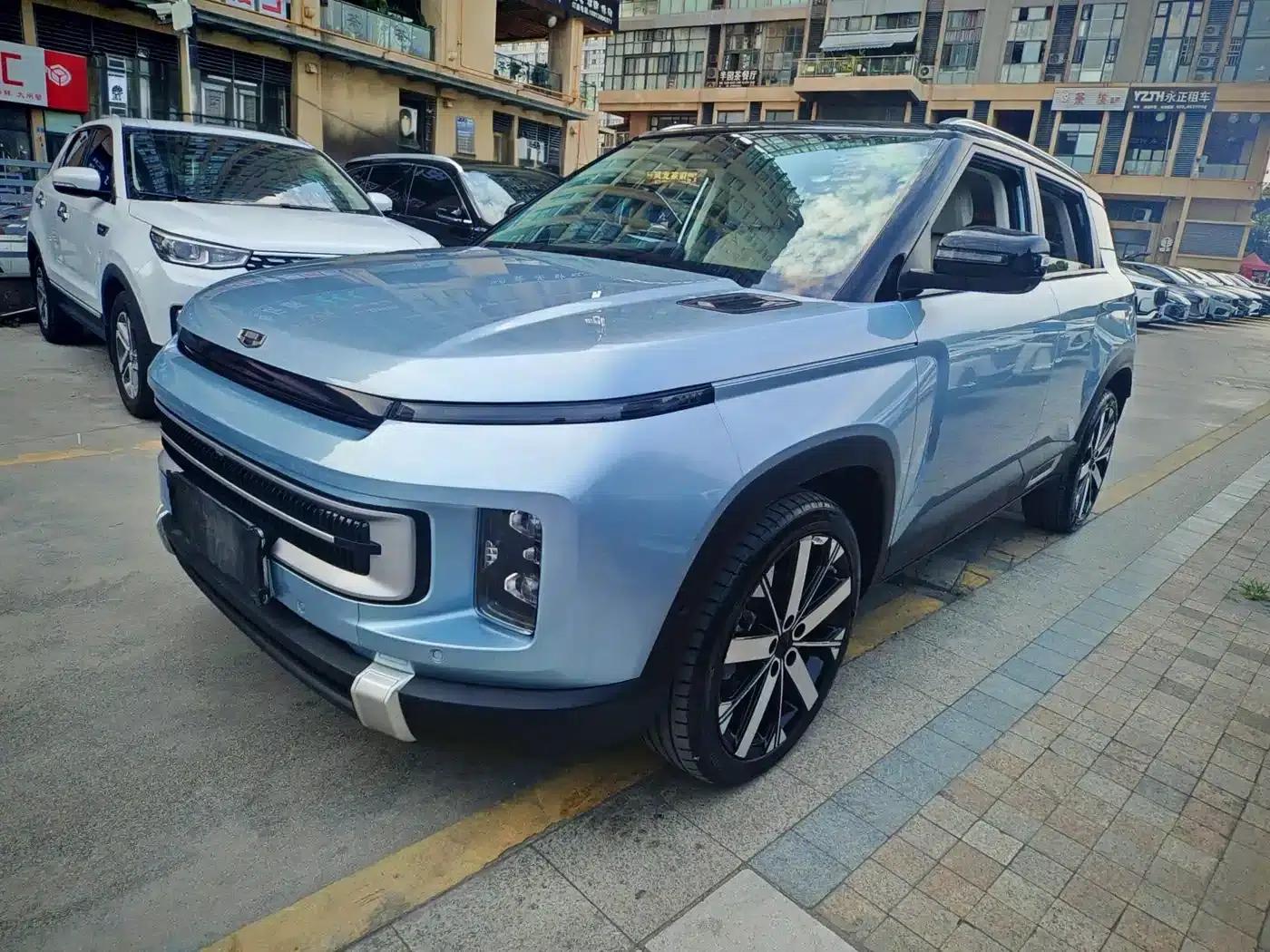 Geely ICON 2023 1.5TD Chocolate Premium Edition — миниатюра 1