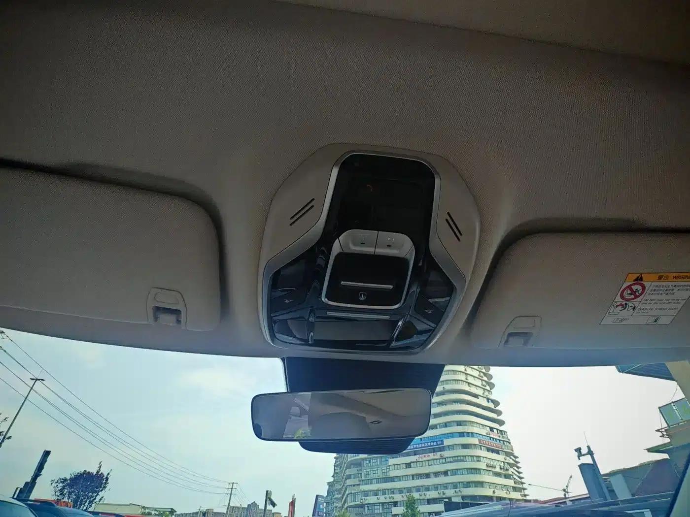 Geely ICON 2023 1.5TD Chocolate Premium Edition — миниатюра 13