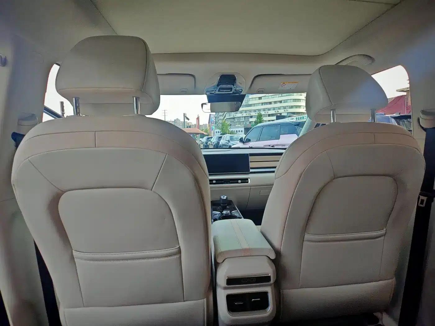 Geely ICON 2023 1.5TD Chocolate Premium Edition — миниатюра 16