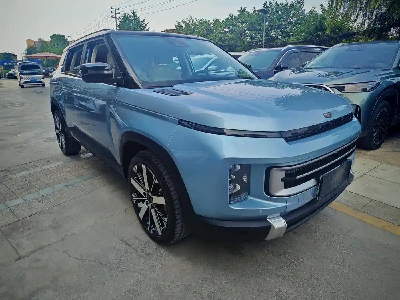 Geely ICON 2023 1.5TD Chocolate Premium Edition — миниатюра 3