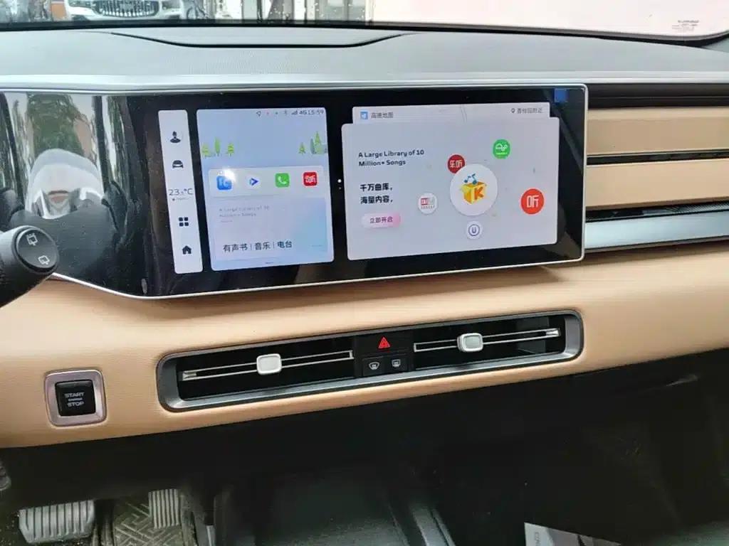 Geely ICON 2023 1.5TD Chocolate Premium Edition — миниатюра 13
