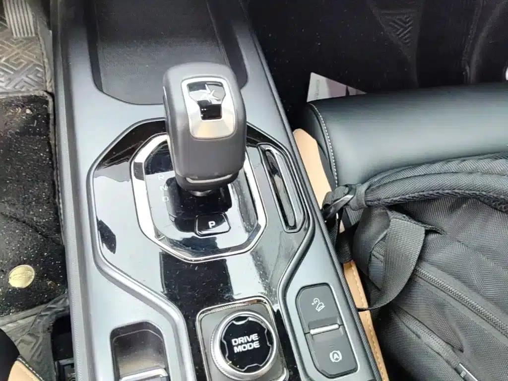 Geely ICON 2023 1.5TD Chocolate Premium Edition — миниатюра 14