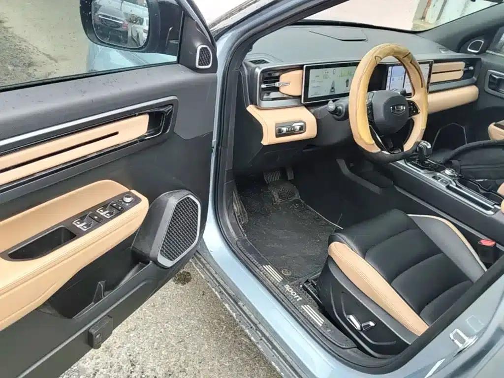 Geely ICON 2023 1.5TD Chocolate Premium Edition — миниатюра 16