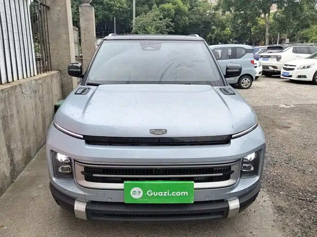 Geely ICON 2023 1.5TD Chocolate Premium Edition — миниатюра 3