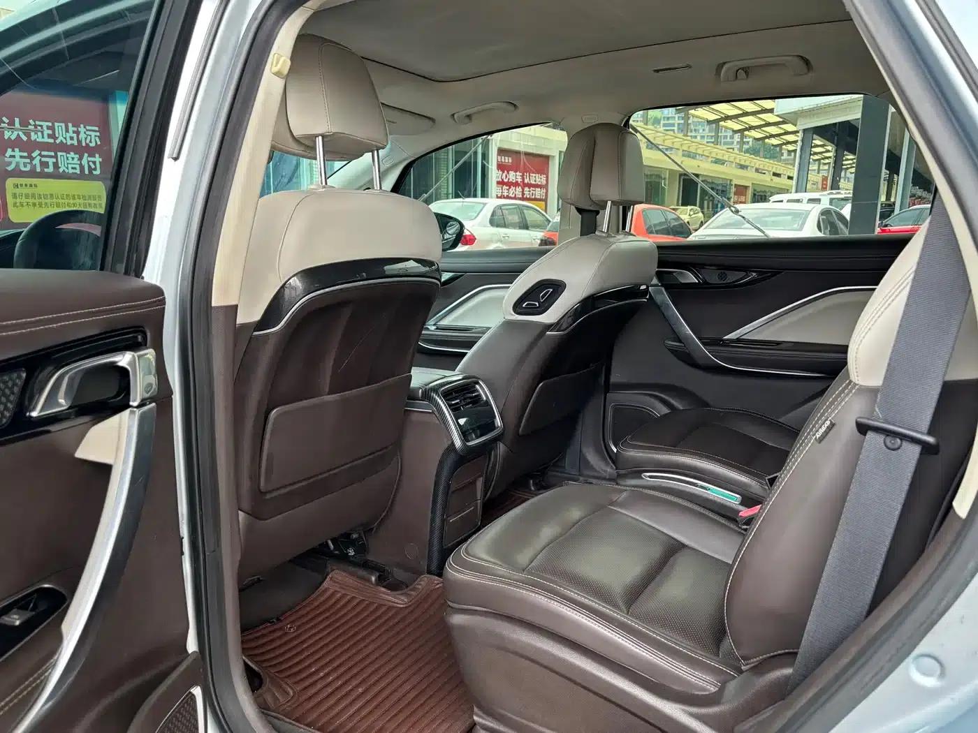 Geely Jiaji 2019 1.5TD MHEV DCT Premium Edition — миниатюра 8