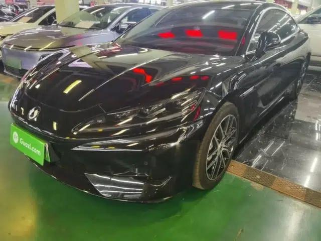 Denza Z9 2024 1100 km Four-Wheel Drive Max Version