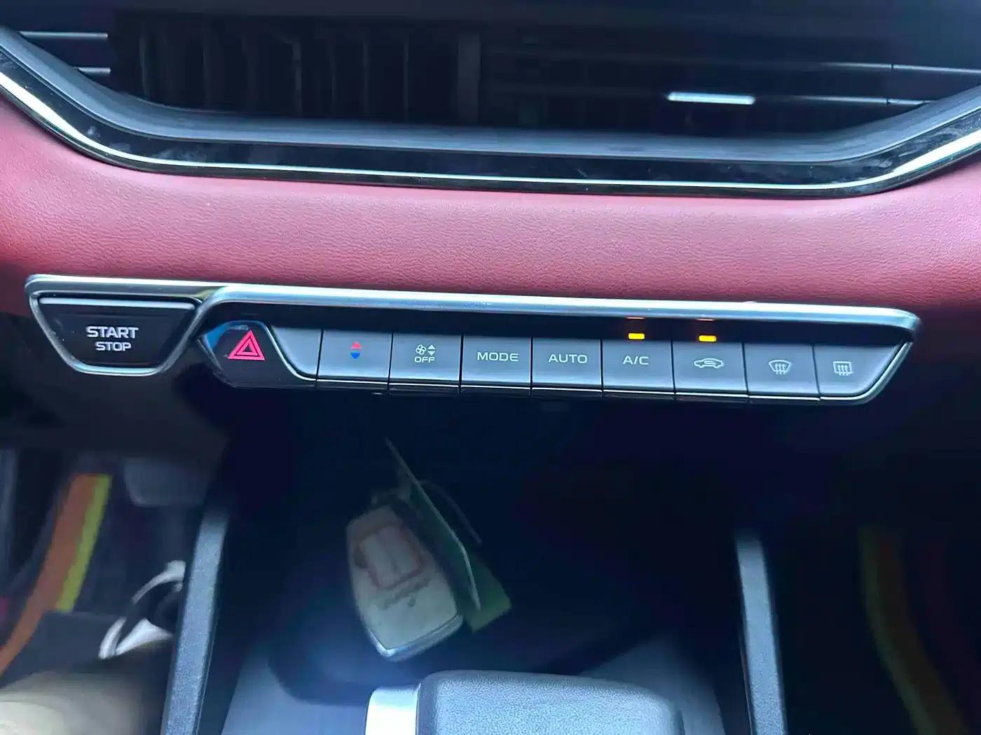 Geely Emgrand S 2021 1.4T CVT Premium Edition — миниатюра 14