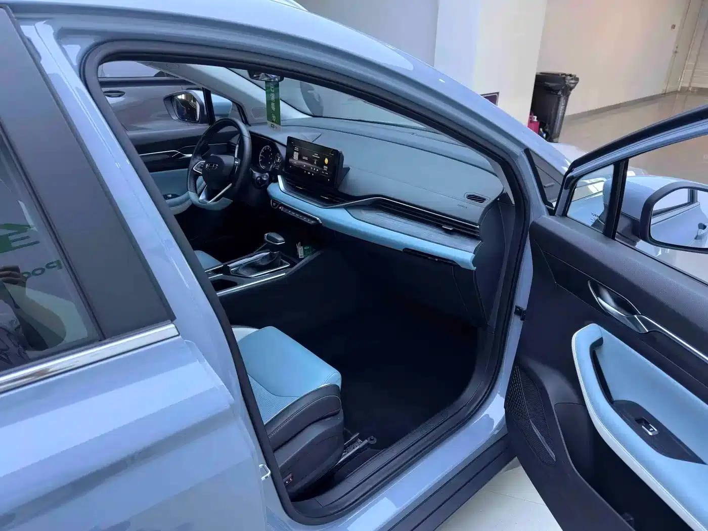 Geely Emgrand S 2022 1.4T CVT Crossover Player Edition — миниатюра 11